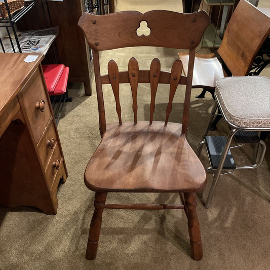 Maple Wood Spindle Back Desk Chair w/ Clover Accent C OFFICE CHAIRS