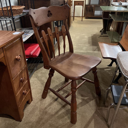 Maple Wood Spindle Back Desk Chair w/ Clover Accent C OFFICE CHAIRS