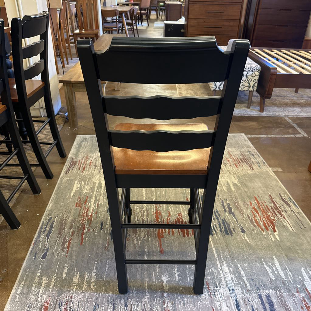 Small Wood Top Dining Table W/Leaf and 8 Matching Chairs