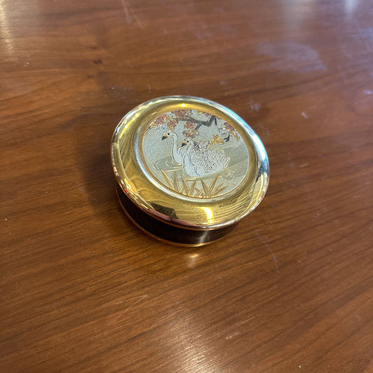 Gold Swan Container