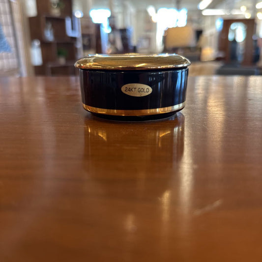 Gold Swan Container