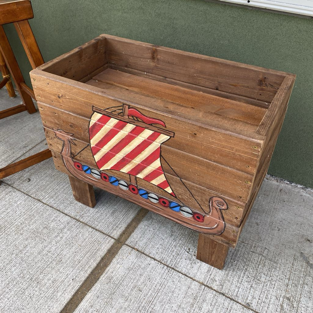 Viking Ship Motif Plater Box