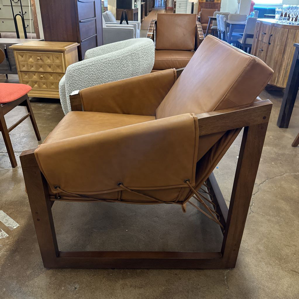 Naiman Chair U ACCENT CHAIRS