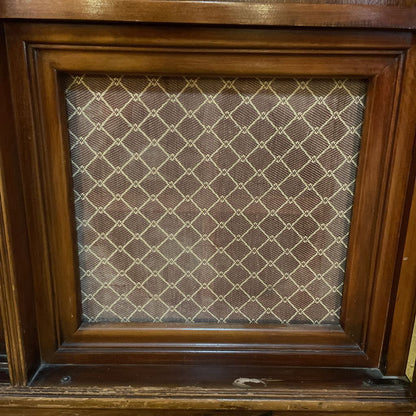 Mid Century (40's) Zenith Tube Radio Cabinet (Mono) MISC SOUND EQUIPMENT