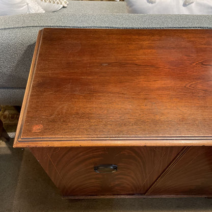 Mid Century (40's) Zenith Tube Radio Cabinet (Mono) MISC SOUND EQUIPMENT