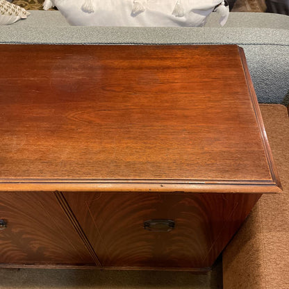 Mid Century (40's) Zenith Tube Radio Cabinet (Mono) MISC SOUND EQUIPMENT