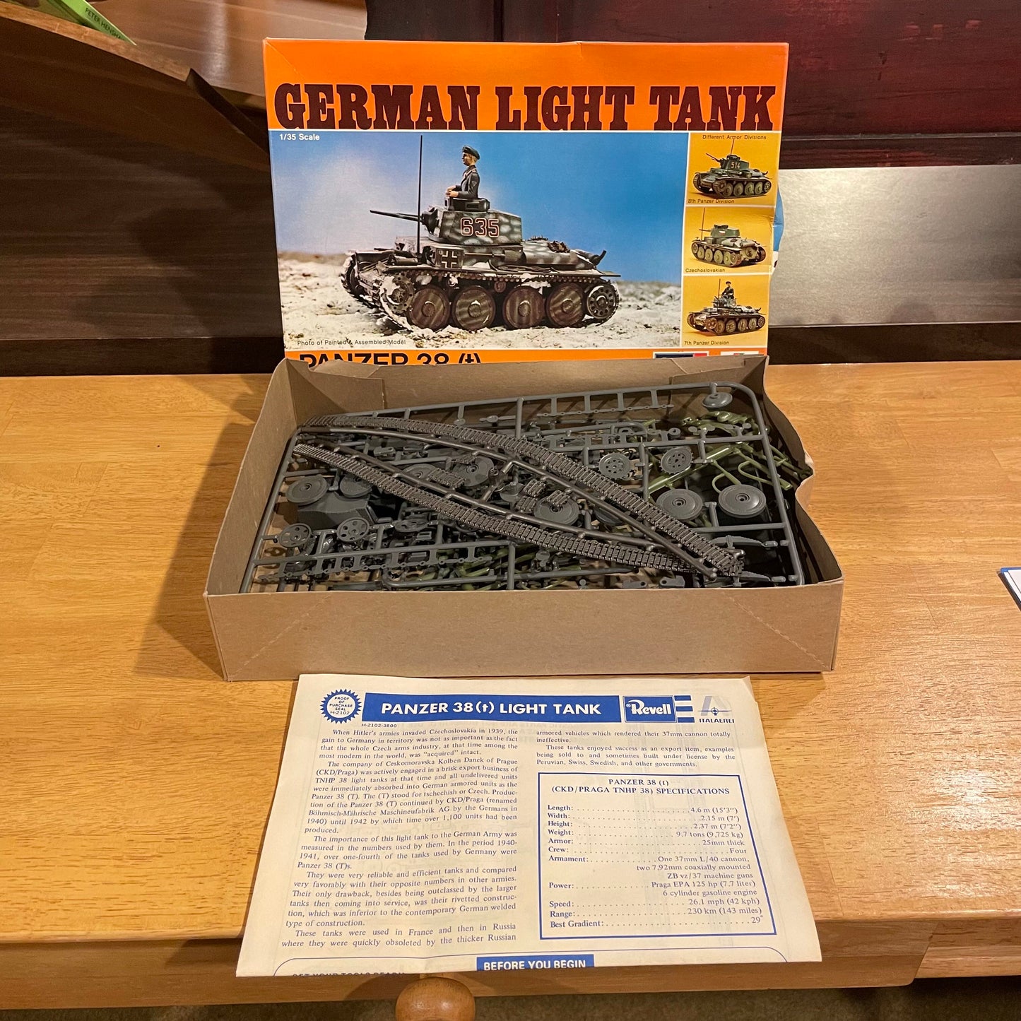 Revell/ItalaereiPanzer Tank Model Kit Vintage=AS IS
