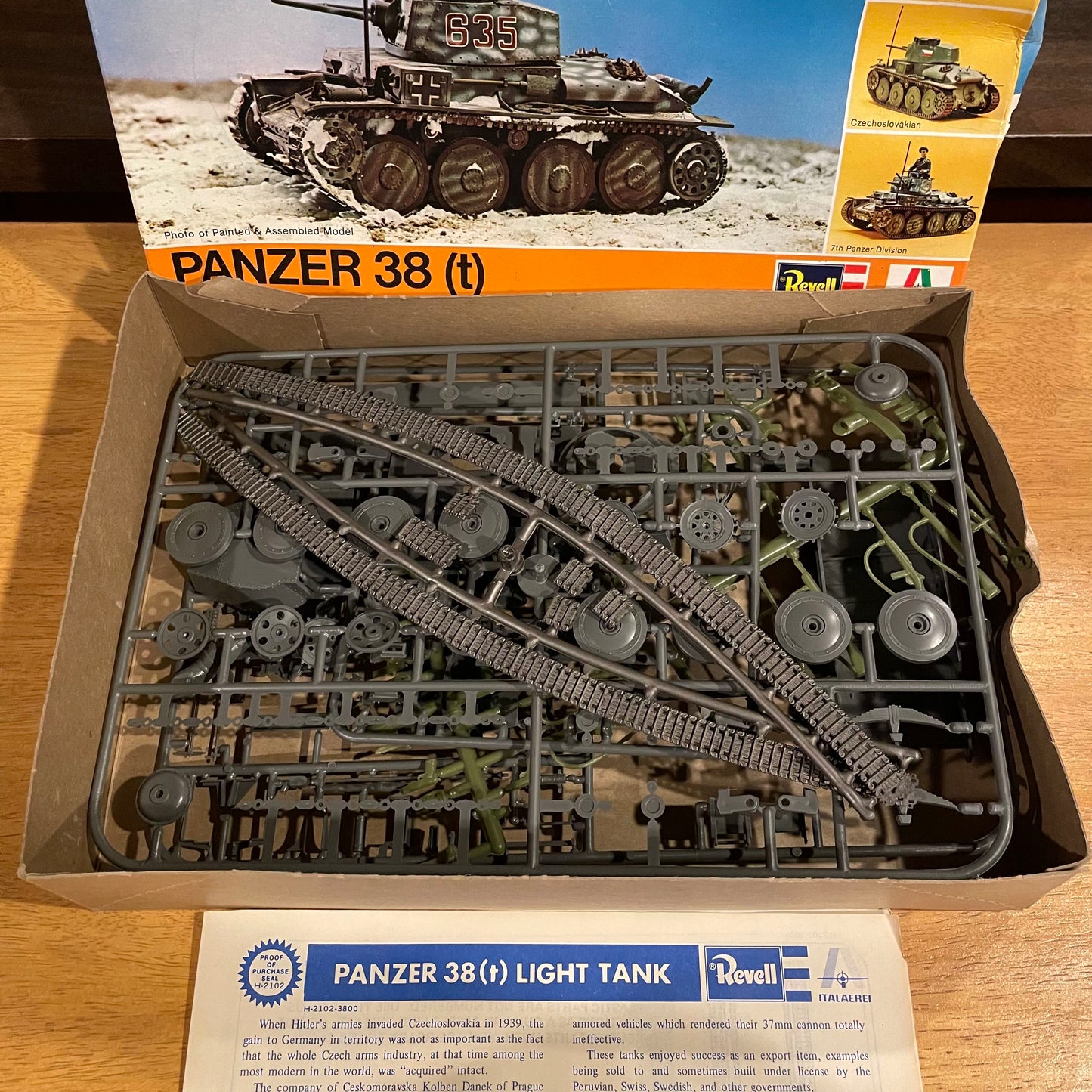 Revell/ItalaereiPanzer Tank Model Kit Vintage=AS IS