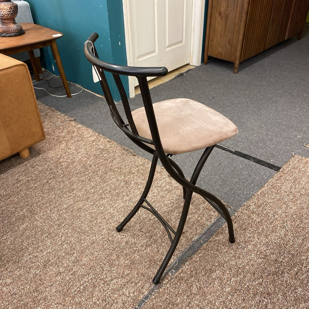 Metal Folding Taupe Seat Counter Stool (AS IS) UNCATEGORIZED