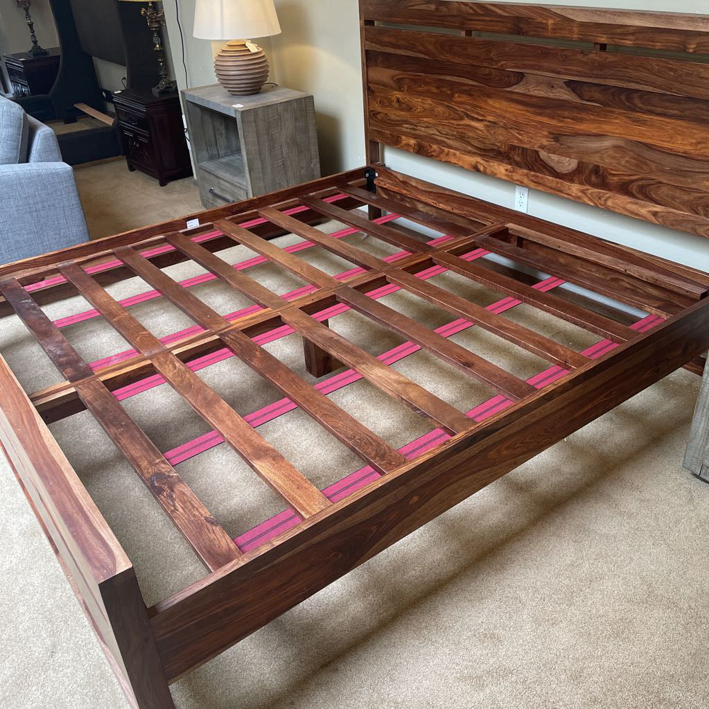 Deighton King Bed