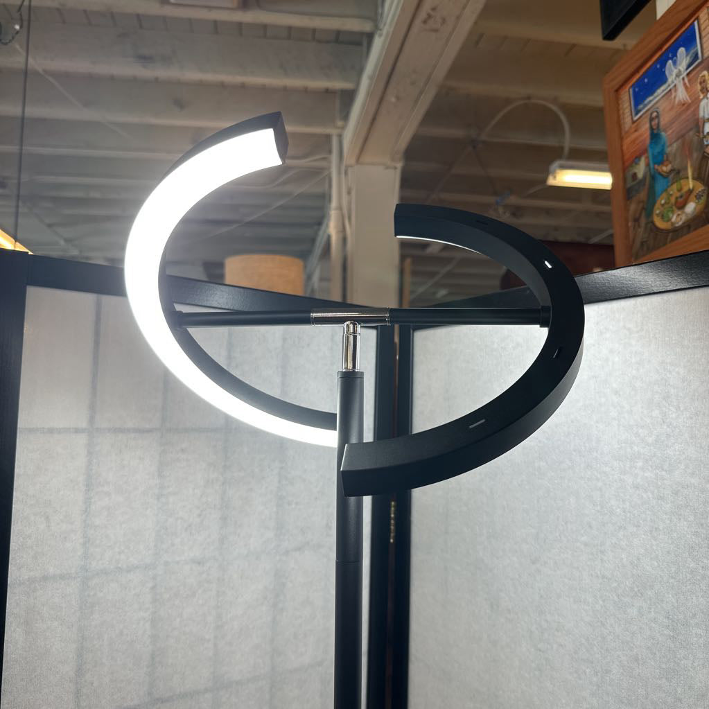 Adjustable Halo Floor Lamp LAMPS