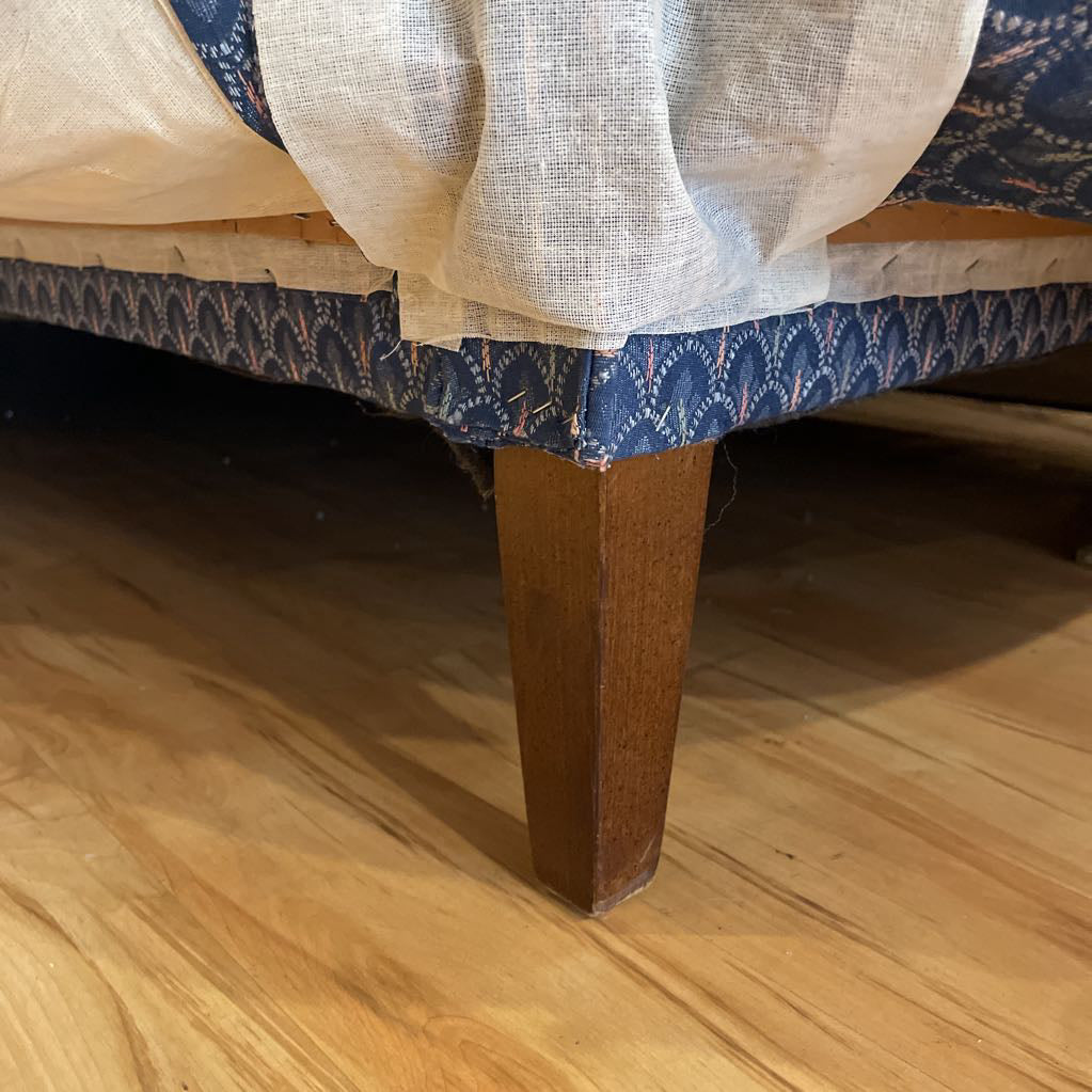 Vintage Blue Scalloped Pattern Rolled Arm Sofa U SOFAS