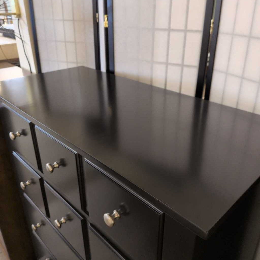 Folio 21 Black 5 Drawer Chest w/Smooth close C CABINETS