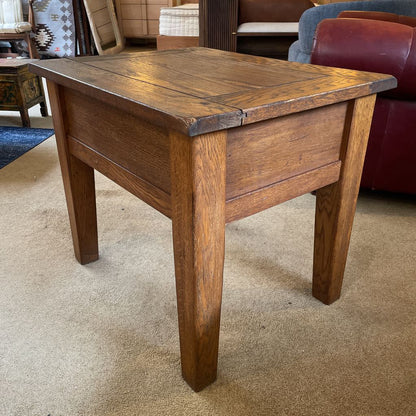 Craftsman Style Wooden End Table w/ 1 Drawer C SIDE TABLES