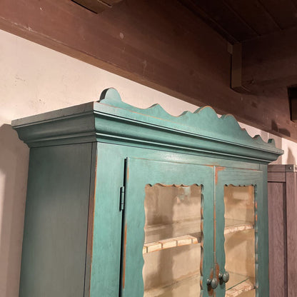 Thomasville Teal 2 Piece Hutch C CABINETS