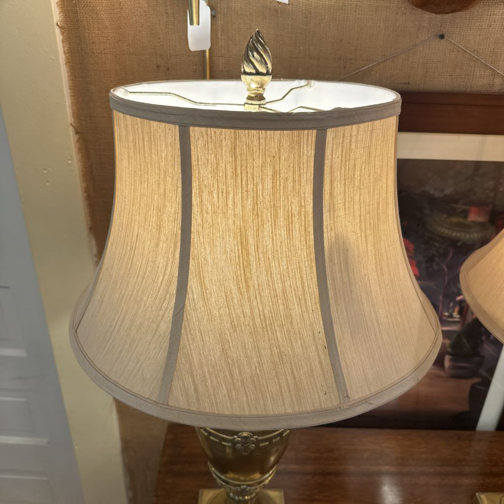 Vintage Brass Urn-Style Stiffel Lamp LAMPS