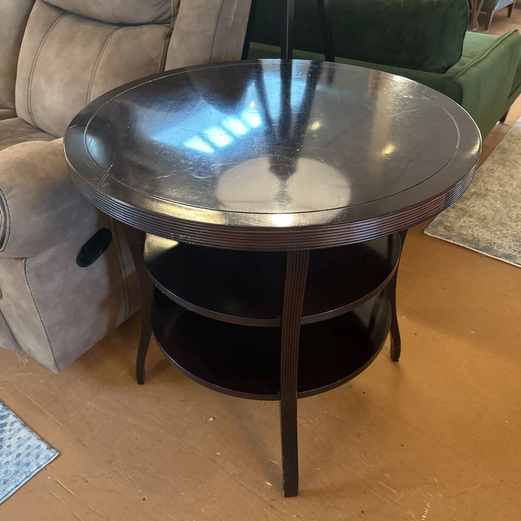Mahogany Round Tiered End Table C SIDE TABLES
