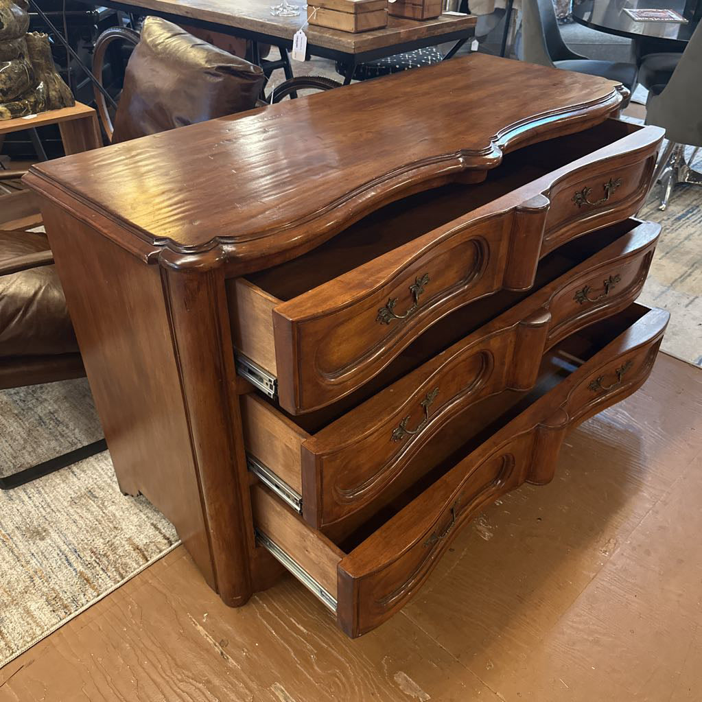 French Provincial Style Serpentine Dresser C LOWBOYS