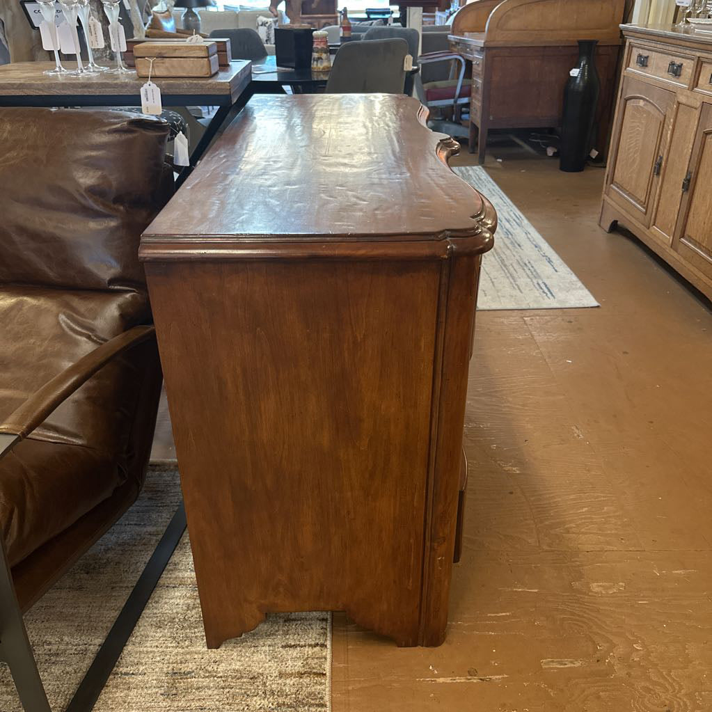 French Provincial Style Serpentine Dresser C LOWBOYS