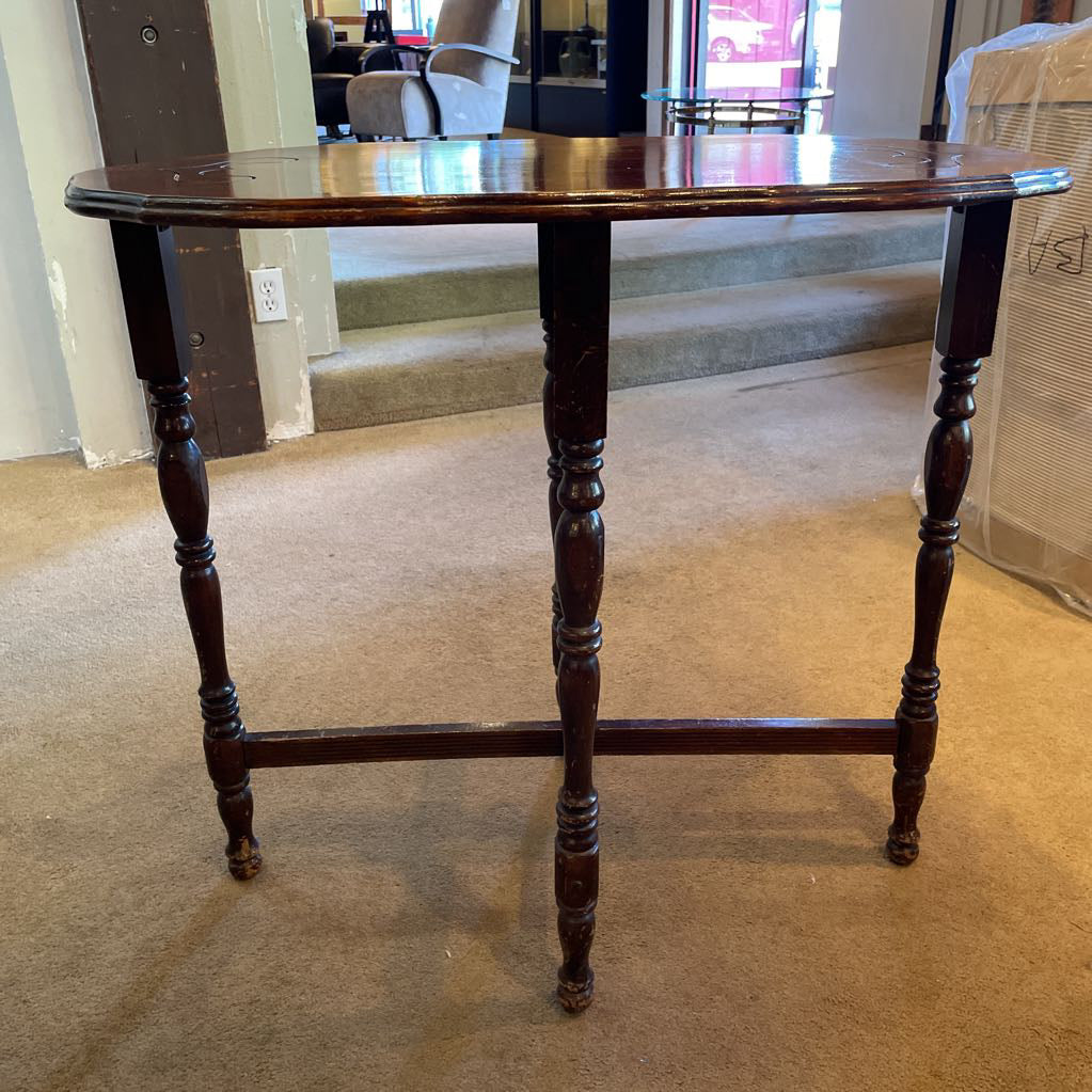 Vint. Dark Wood Turned Leg End Table C SIDE TABLES