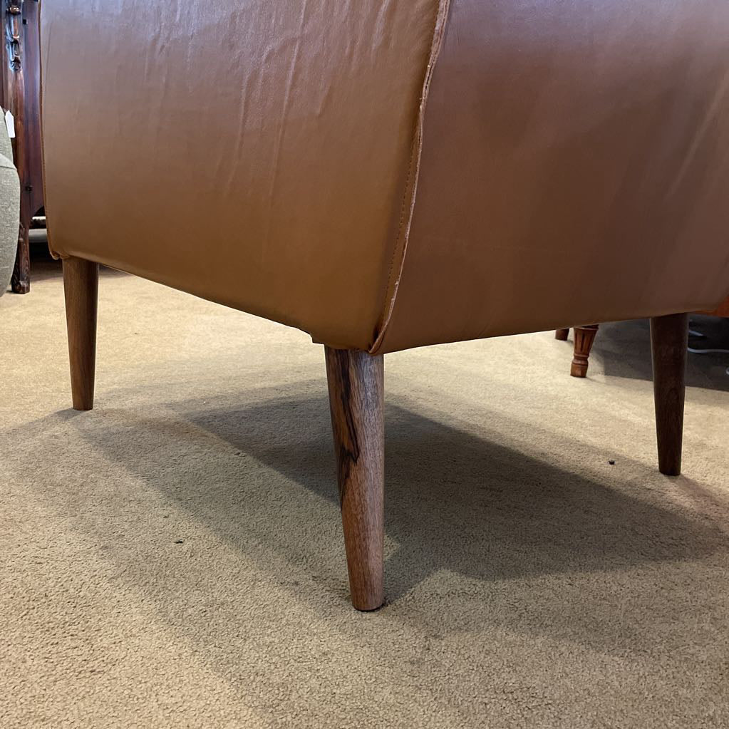 Dearing Chair U ACCENT CHAIRS