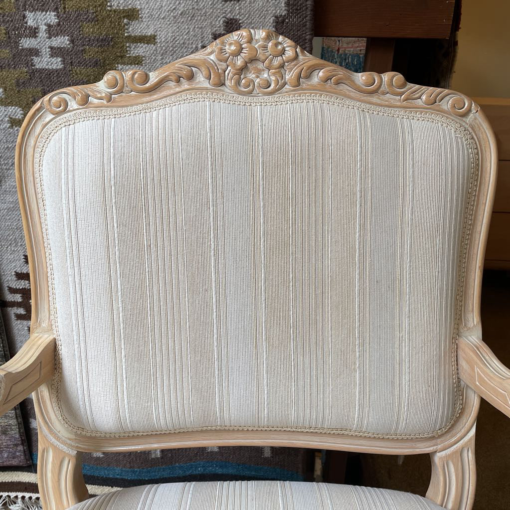 Light Wood French Style Striped Upholstry Accent Chair w/ Cabriole Feet U ACCENT CHAIRS