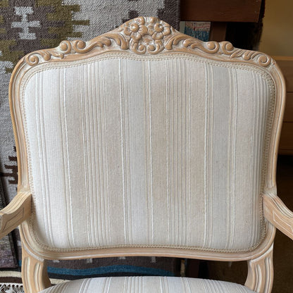 Light Wood French Style Striped Upholstry Accent Chair w/ Cabriole Feet U ACCENT CHAIRS