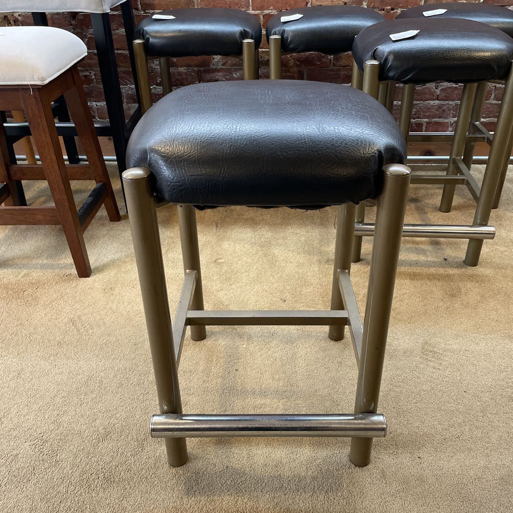 Chunk Vinyl Seat Metal Leg Stool C STOOLS