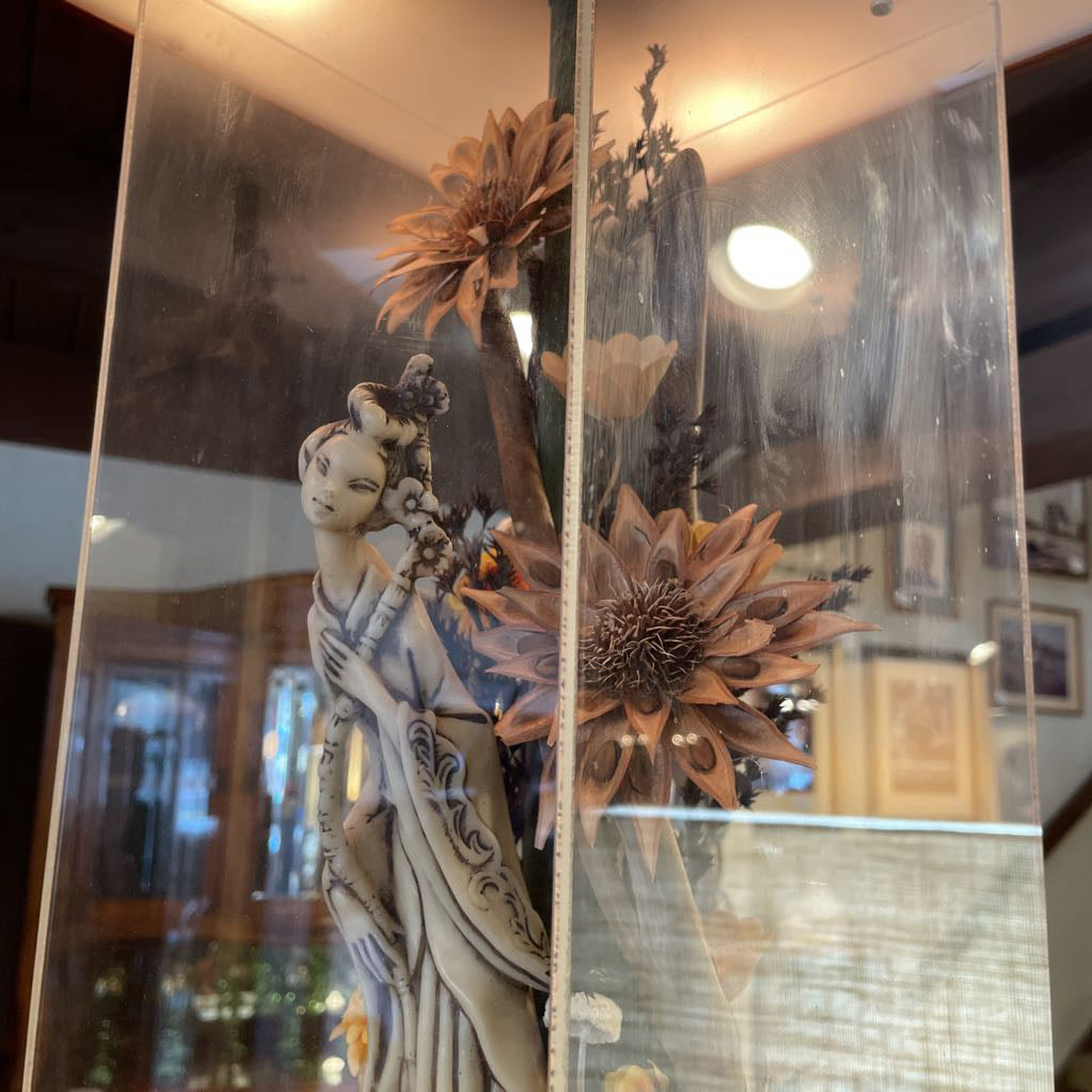 MC Floral and Sculptured Swag Lamp AS IS LAMPS