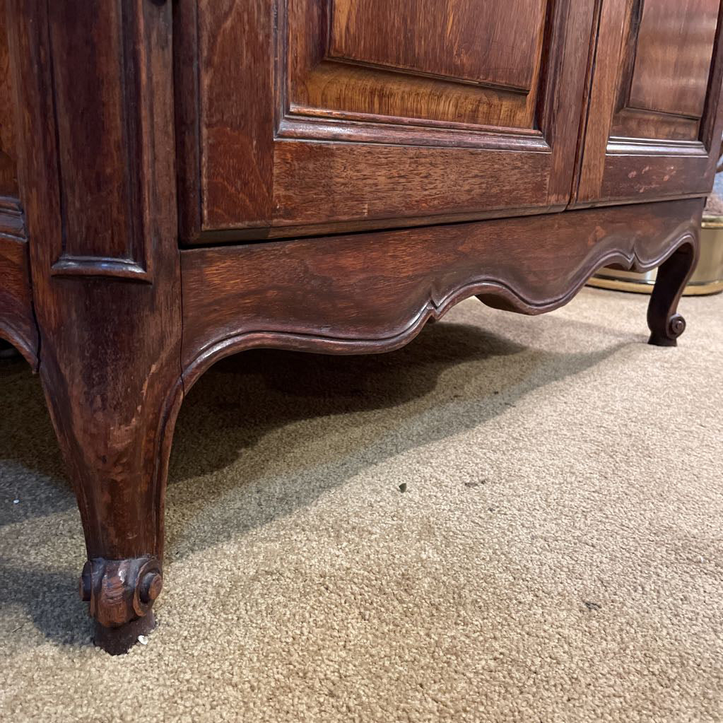 French Louise XV Style Oak Gentleman's Dresser C HIGHBOYS