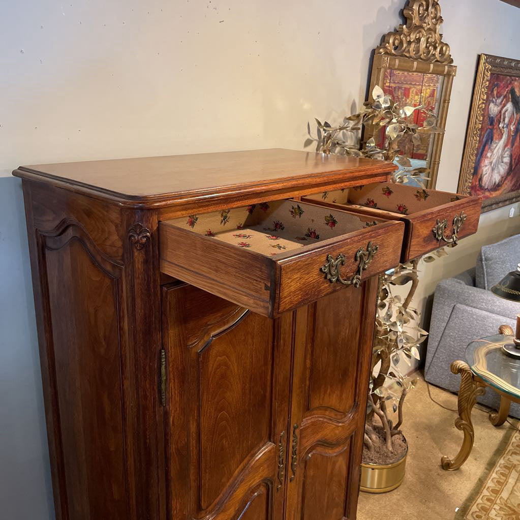 French Louise XV Style Oak Gentleman's Dresser C HIGHBOYS
