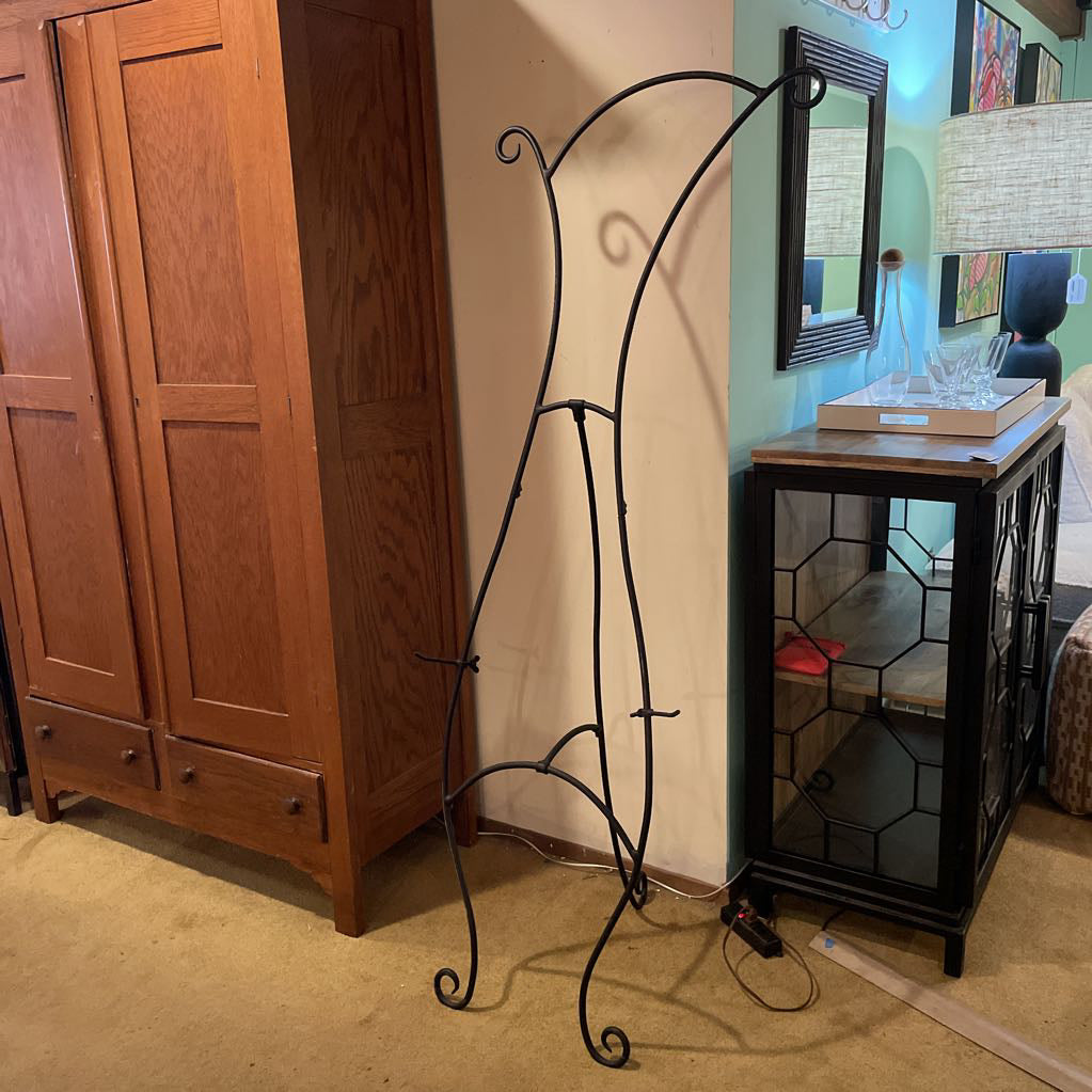 Metal Cast Iron Easel C MEDIA STANDS