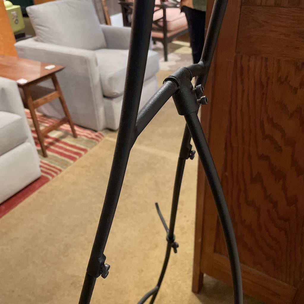 Metal Cast Iron Easel C MEDIA STANDS