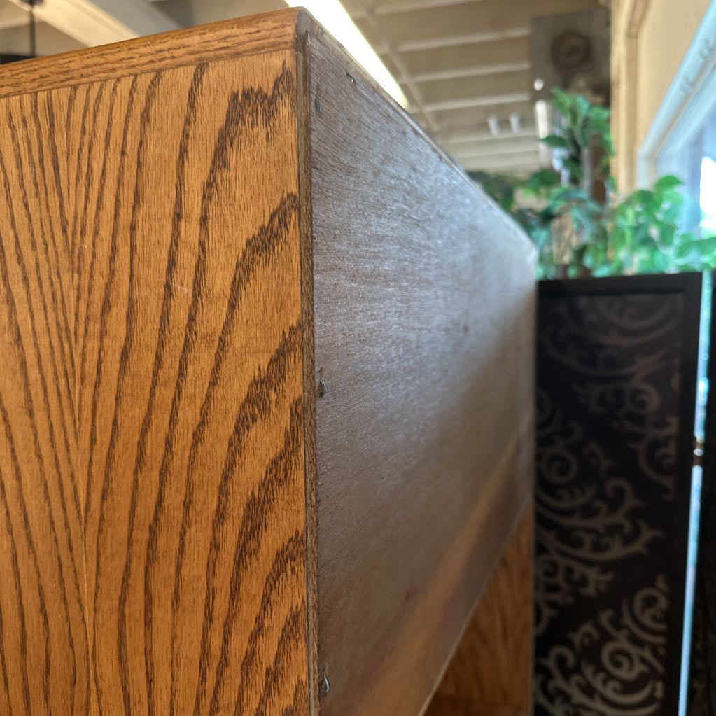 2 Door Oak Bookcase C BOOKSHELVES
