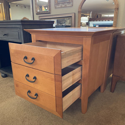 Blonde Wood 3 Drawer w/ Black Metal Hardware Nightstand C NIGHTSTANDS