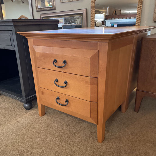 Blonde Wood 3 Drawer w/ Black Metal Hardware Nightstand C NIGHTSTANDS