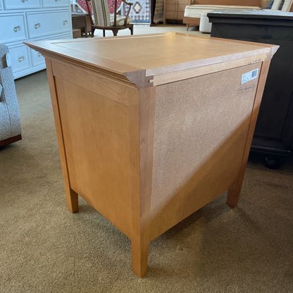 Blonde Wood 3 Drawer w/ Black Metal Hardware Nightstand C NIGHTSTANDS