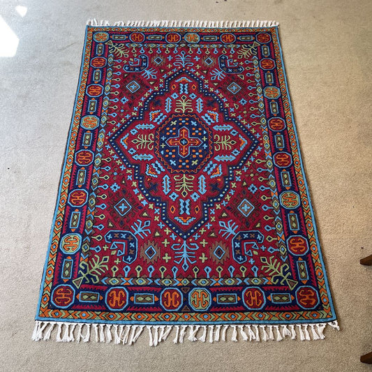 KASHMIRA Embroidered 4'x6' Rug RUGS