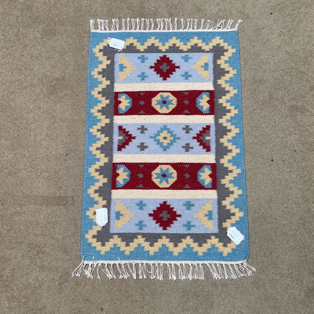Dhurrie 2'x3' Rug
