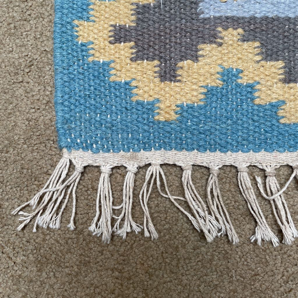 Dhurrie 2'x3' Rug
