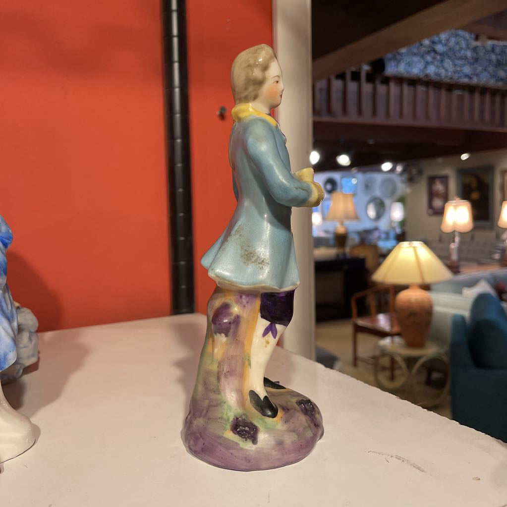 Vintage 18th Century Gent Figurine UNIQUE FINDS