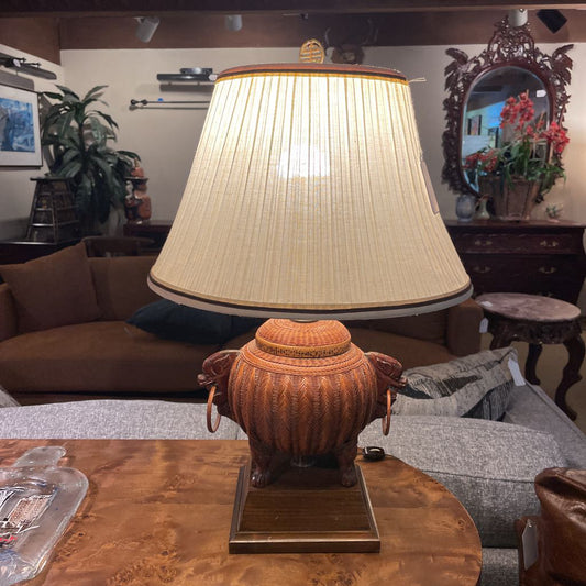 Woven Animal Table Lamp LAMPS