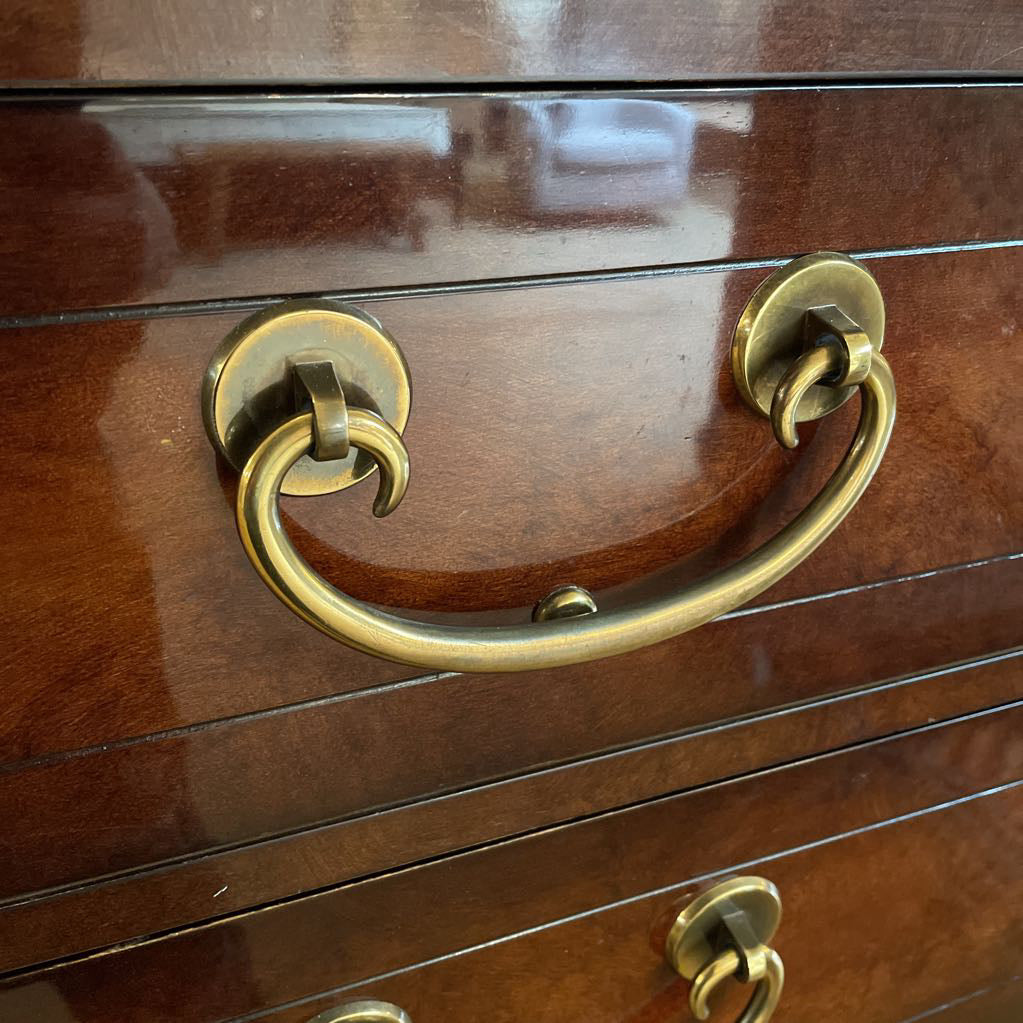 Dark Lacquered Wood w/ Gold Accent Chinoiserie 6 Drawer 1 Door Gentlem –  Ballard Consignment