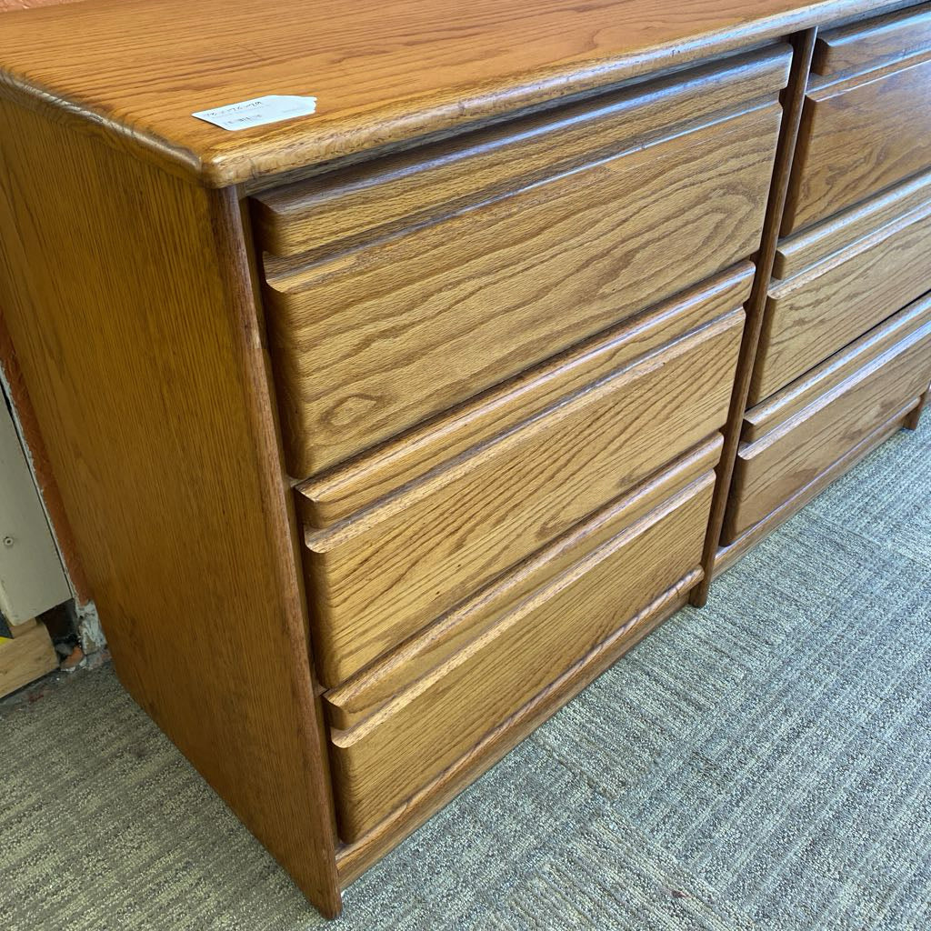 9 Drawer Oak Lowboy C LOWBOYS