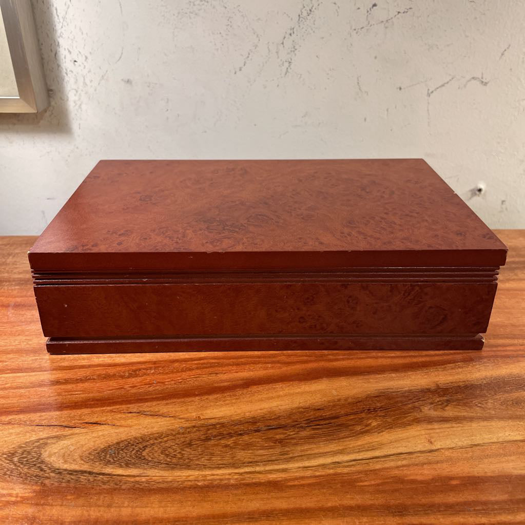 Burlwood Style Trinket Box