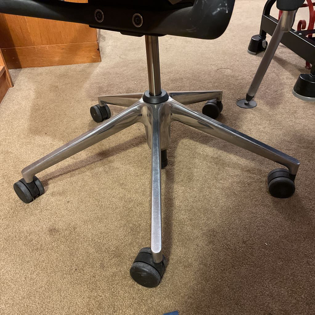 Vitra ID Trim Black Office Chair - Antonio Citterio C OFFICE CHAIRS