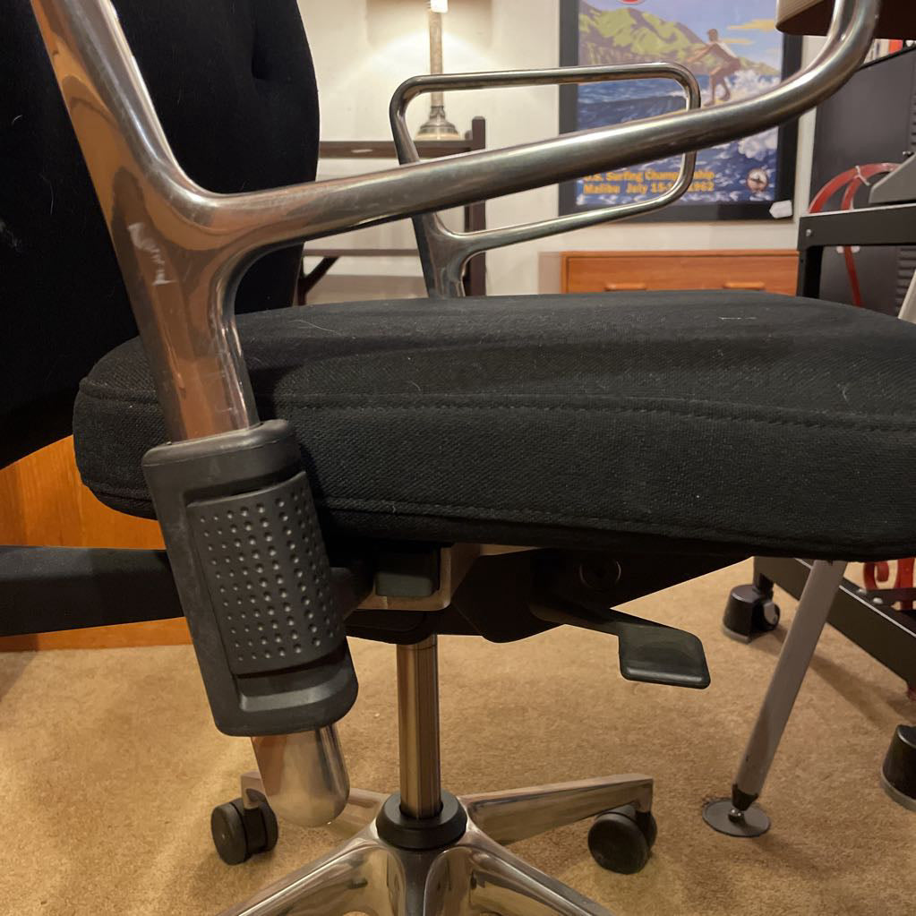 Vitra ID Trim Black Office Chair - Antonio Citterio C OFFICE CHAIRS