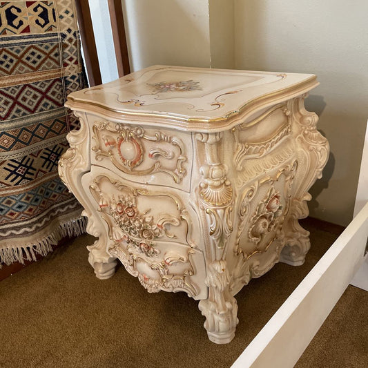 Ornate Rococo Style 3 Drawer Nightstand w/ Floral Motifs C NIGHTSTANDS