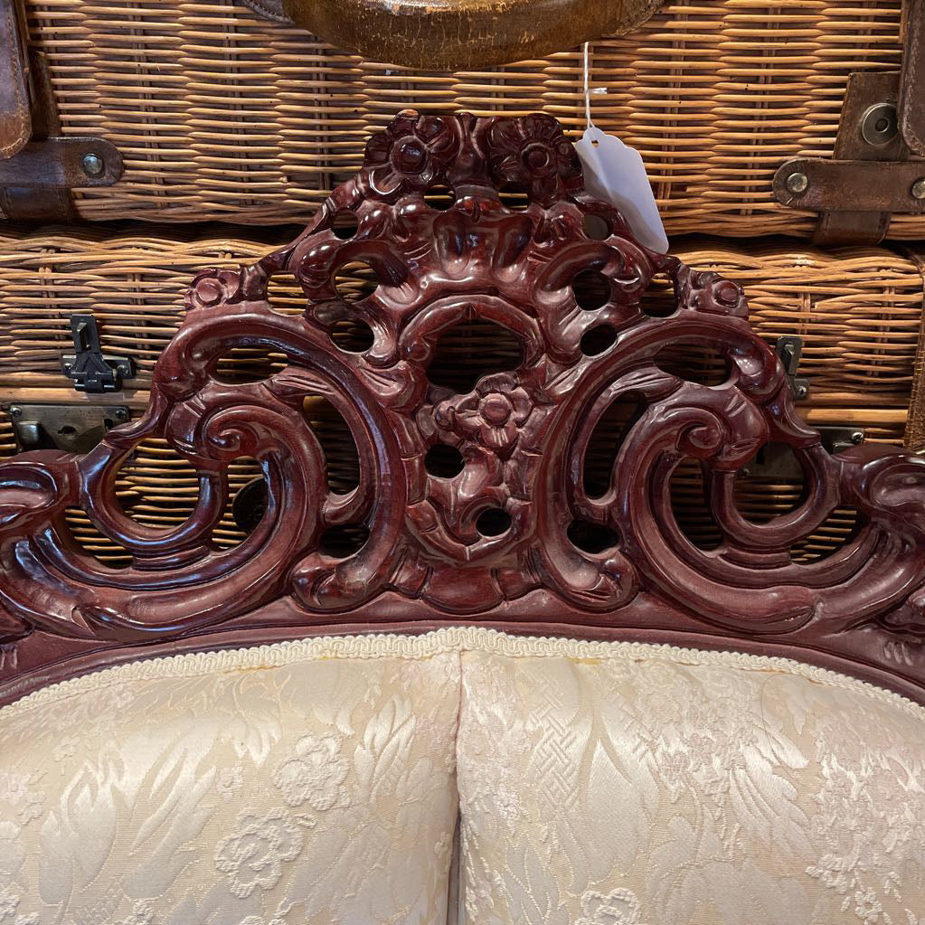 Intricately Carved Wood Victorian Style 2 Seat Settee w Cream Floral Upholstery U SOFAS