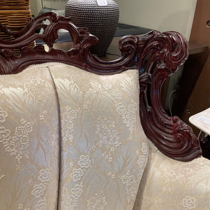 Intricately Carved Wood Victorian Style 2 Seat Settee w Cream Floral Upholstery U SOFAS